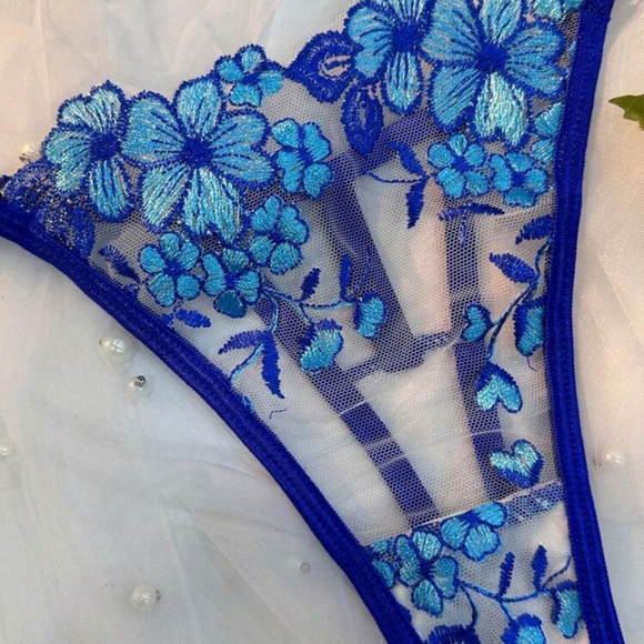 Women's Floral Embroidery Bra & Panty Underwear Lingerie Set - Picture 6 of 8